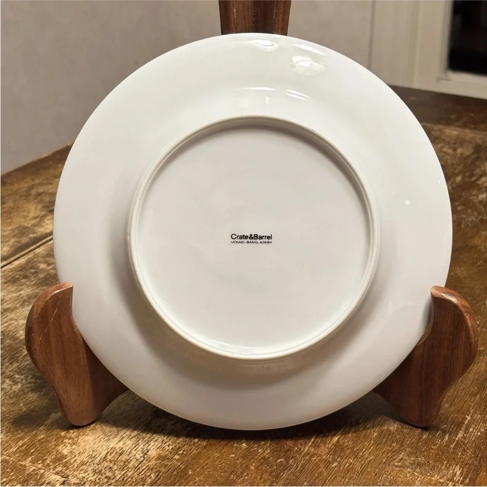 Crate and Barrel Fruits Gilded Salad Plates 8” Plum Apple Grape Pear Set of 4